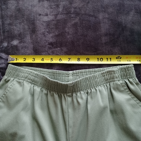 Sage green pants - Picture 7 of 11